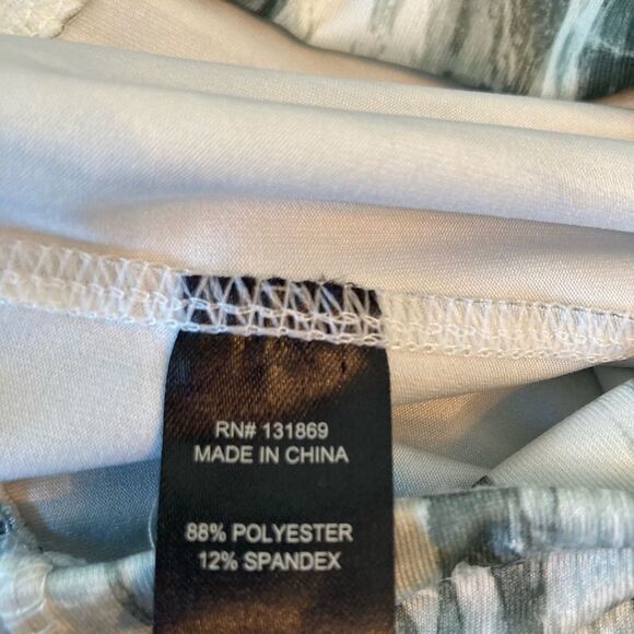 NWT Active Yoga Leggings w/ Side Pockets - Picture 8 of 9